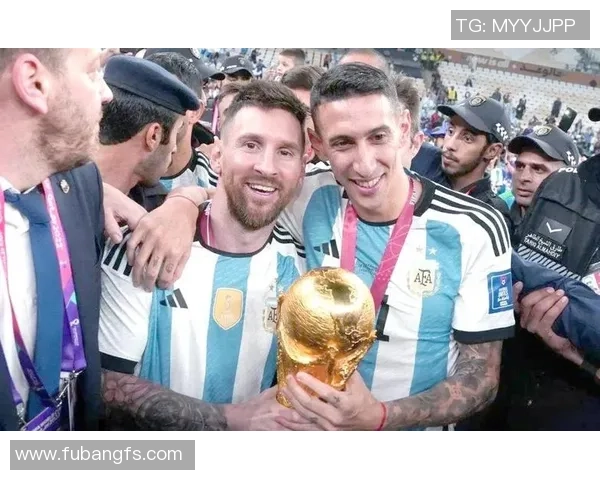 天成足球明星的真实身份揭晓你绝对想不到的传奇球员